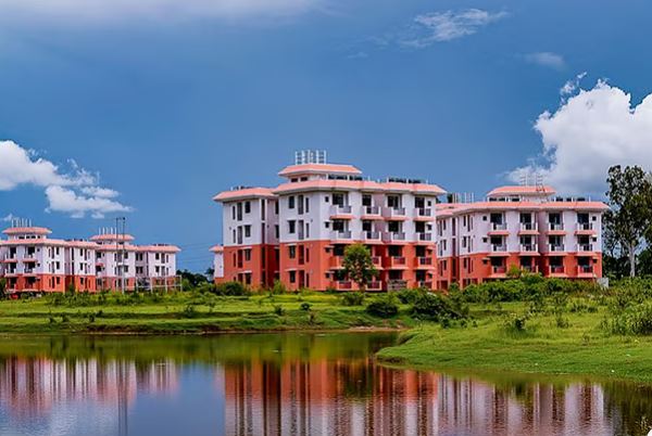 আসামে বাংলাদেশি শিক্ষার্থীদের দুই পক্ষের মধ্যে মারামারি, এক বছরের জন্য বহিষ্কার ৫